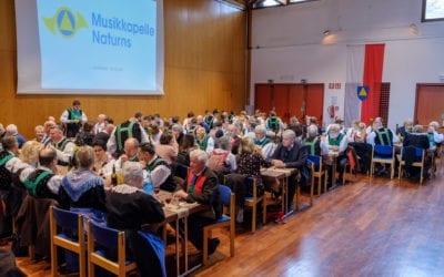 Geehrte und neue Ehrenmitglieder bei der Musikkapelle Naturns